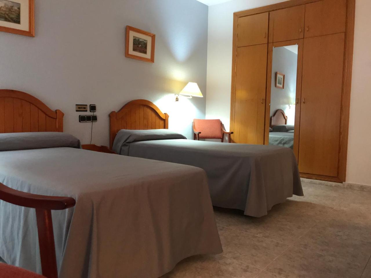 Hospedium Hotel Twist Torredonjimeno Екстериор снимка